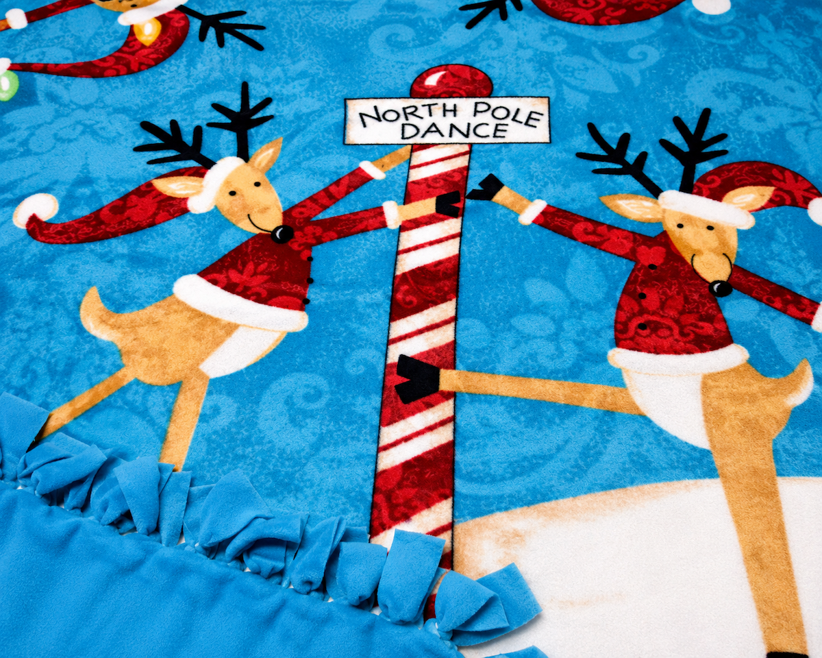 Large Christmas Dancing Reindeer No Sew Fleece Blanket