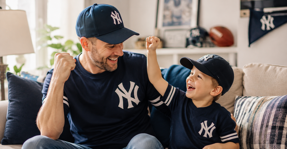 Daddy & Me Matching Fathers Day Sports Fan Gear