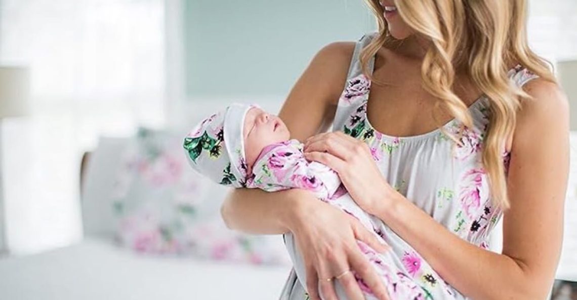 Matching Nursing Mom and Newborn Outfits